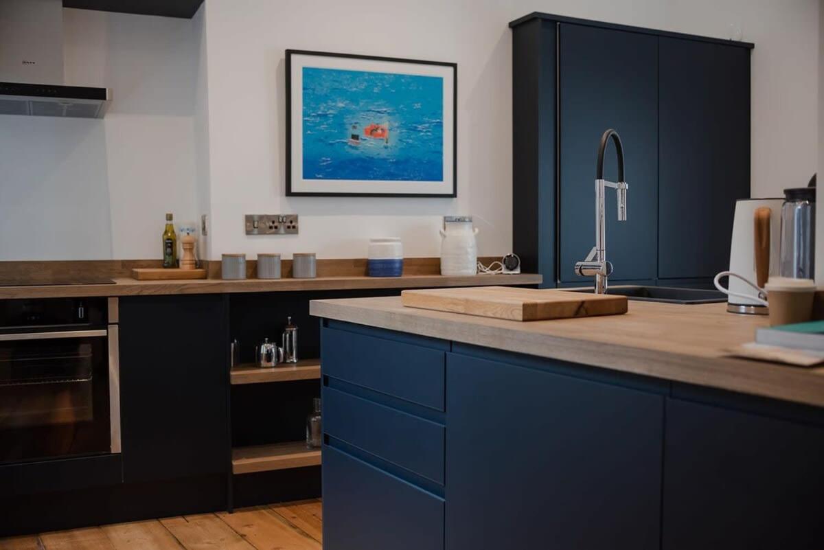 Spacious Lanes With Roof Terrace Apartamento NWI